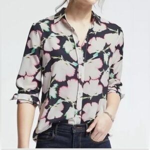 Banana Republic Dillon Fit Long Sleeve Floral Blouse Size M
